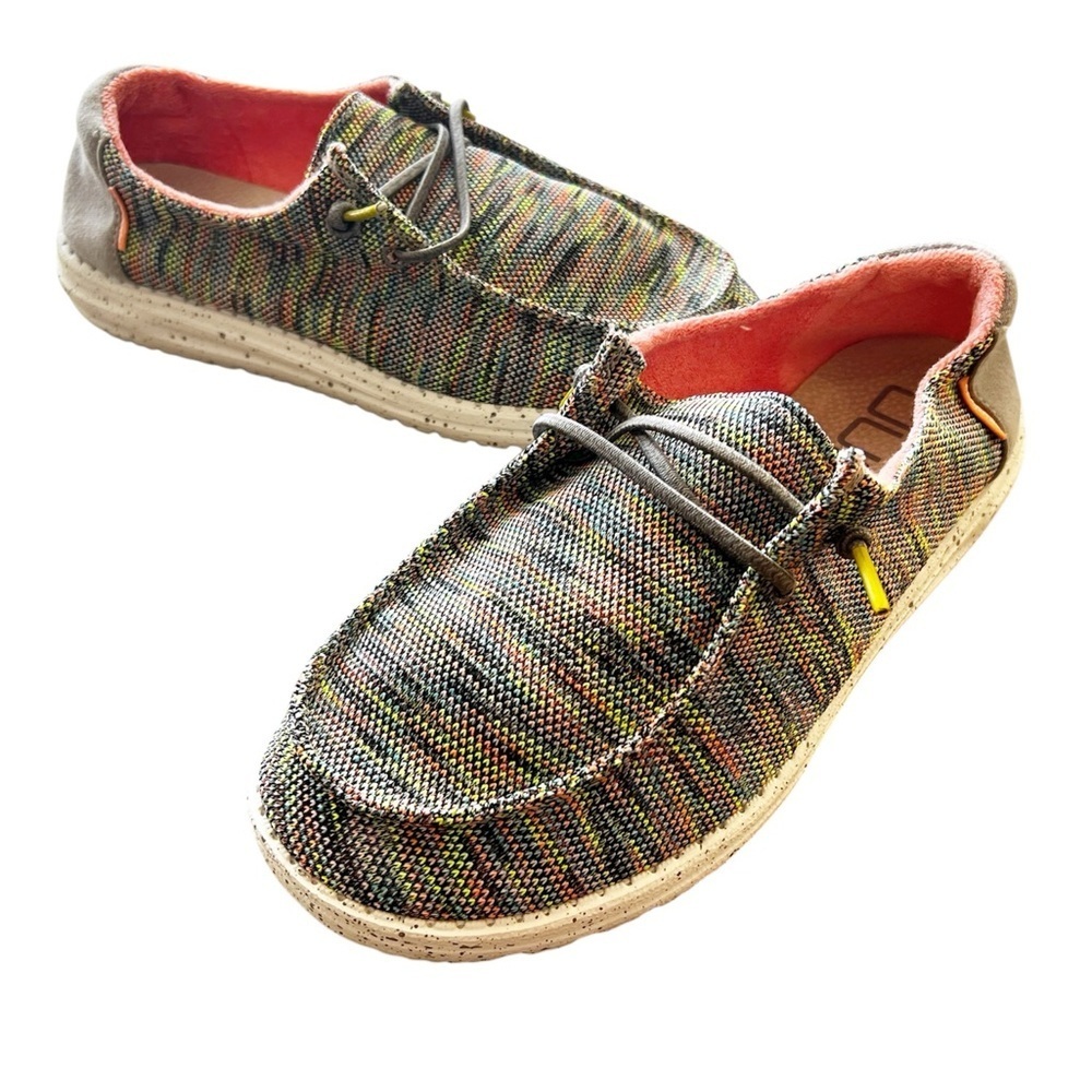 Hey Dude Shoes Wendy Sox Women's 8 Casual Slip On Boat Shoe Peacock Pink